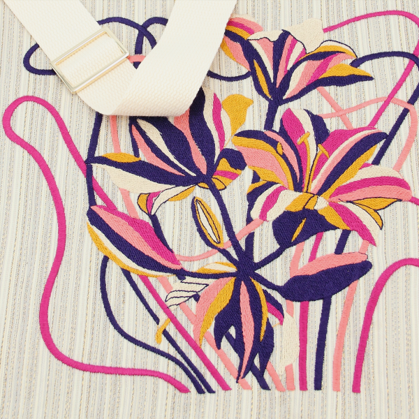 women’s-embroidered-woven bag-fleurs ondulantes -gold