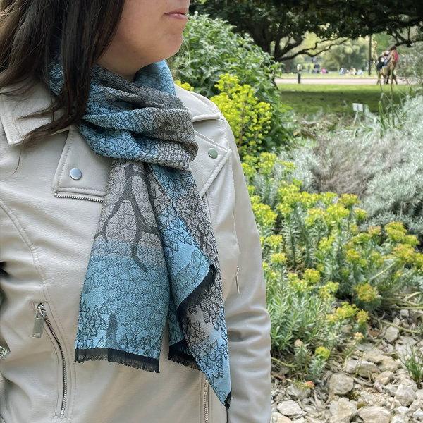 Gray-aqua-made-in-France-Merino-wool-women’s-scarf-Olivier