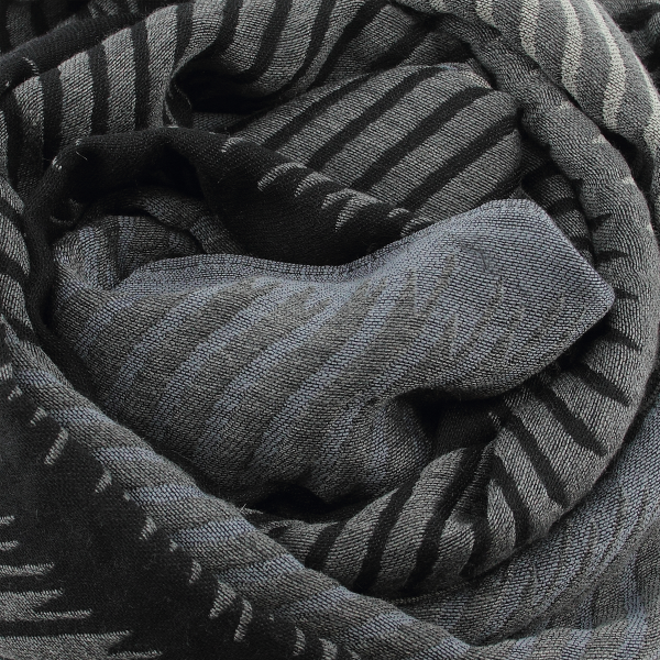 Black-gray-silk-Merino wool-cashmere-men’s-scarf-Classique