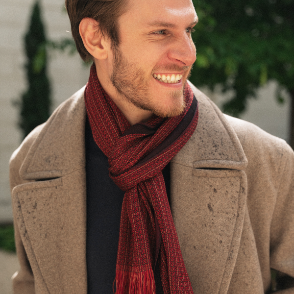 Red-rayon-wool-men’s-scarf-Tweed