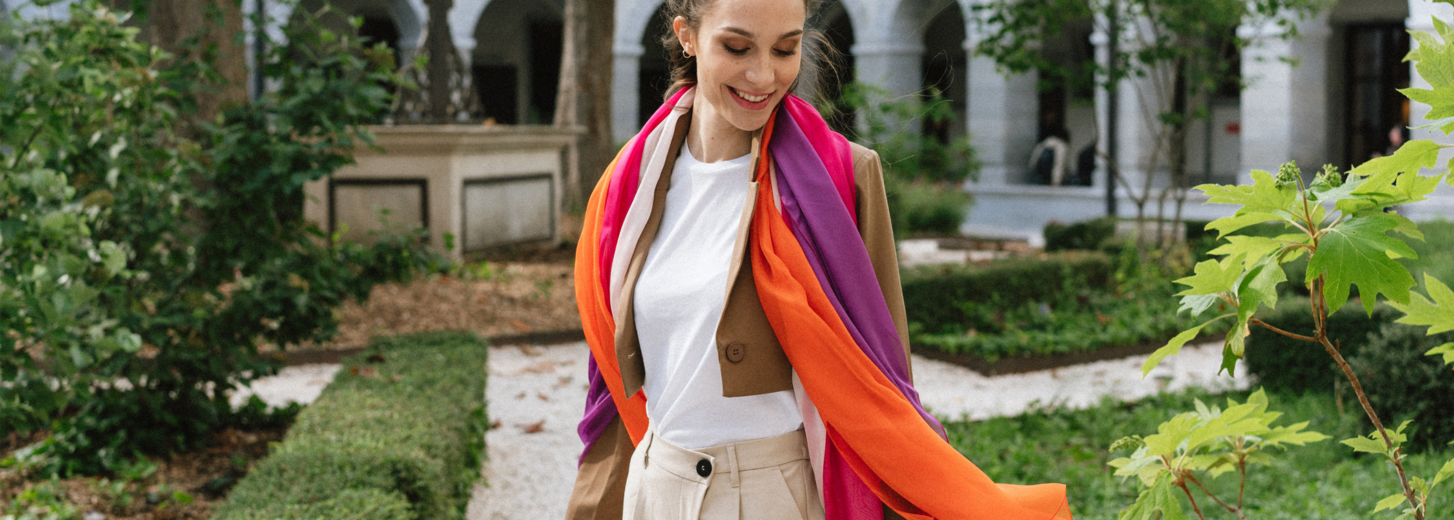 The advantages of wearing a silk scarf￼