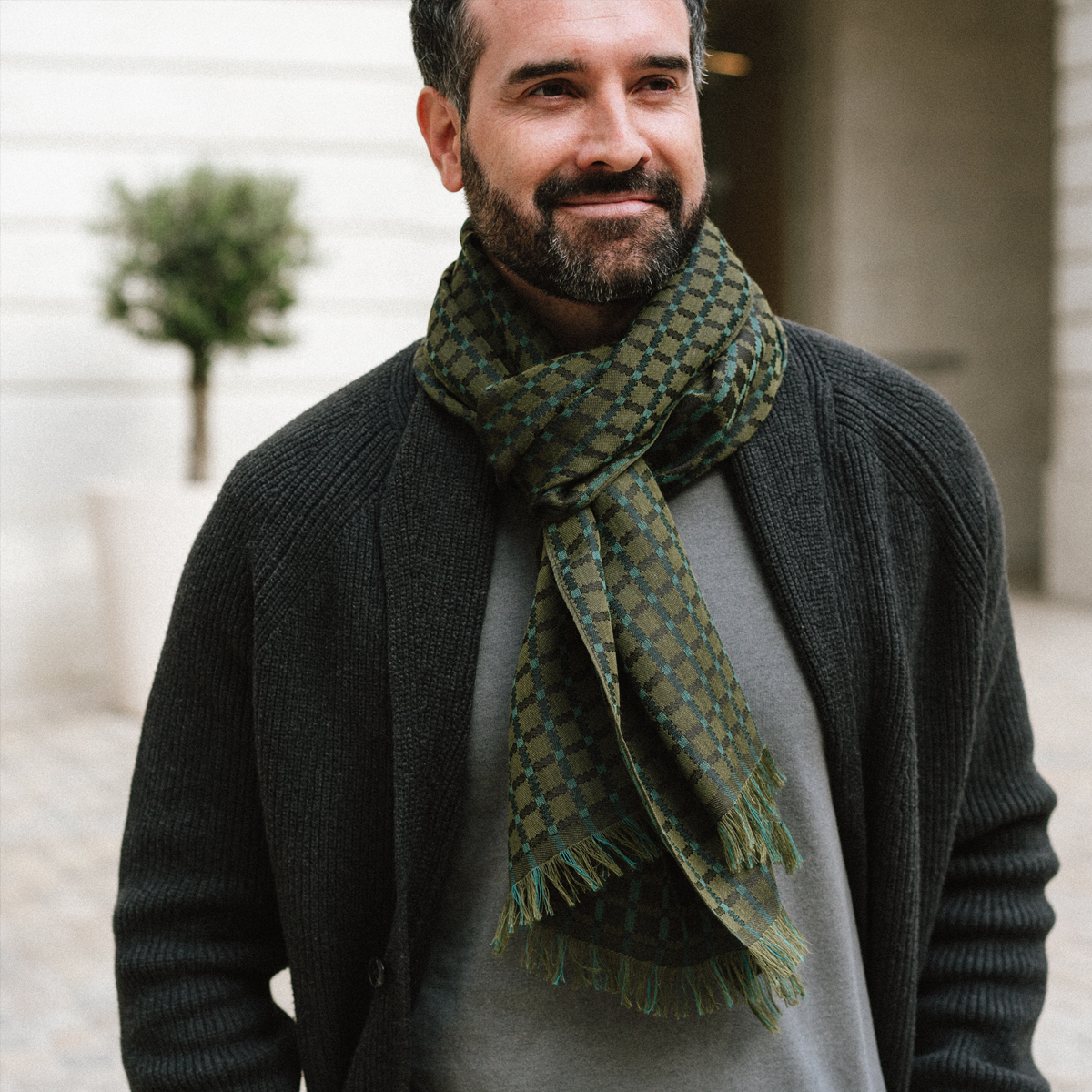 Khaki green scarf man cashmere 